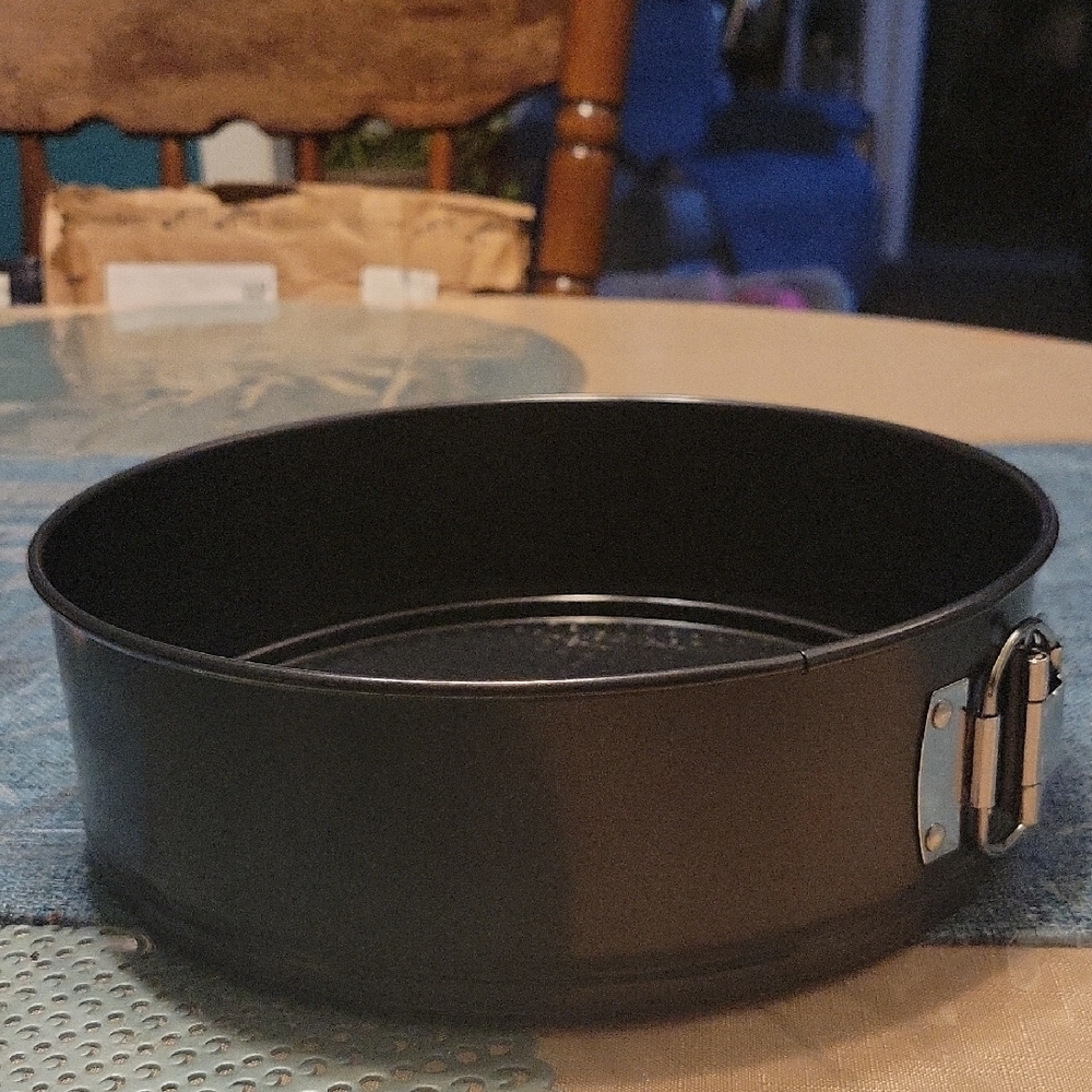 Black Springform Cake Pan